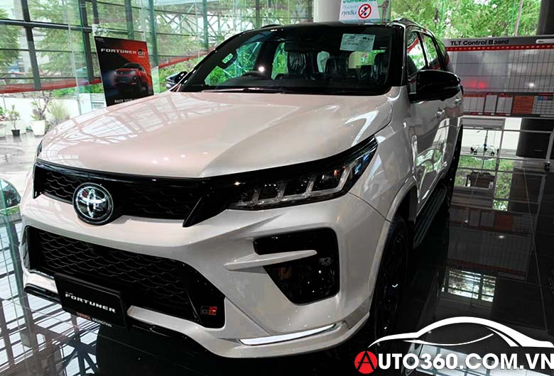 Toyota giới thiệu Toyota Fortuner GR Sport 2022 tại Thái Lan